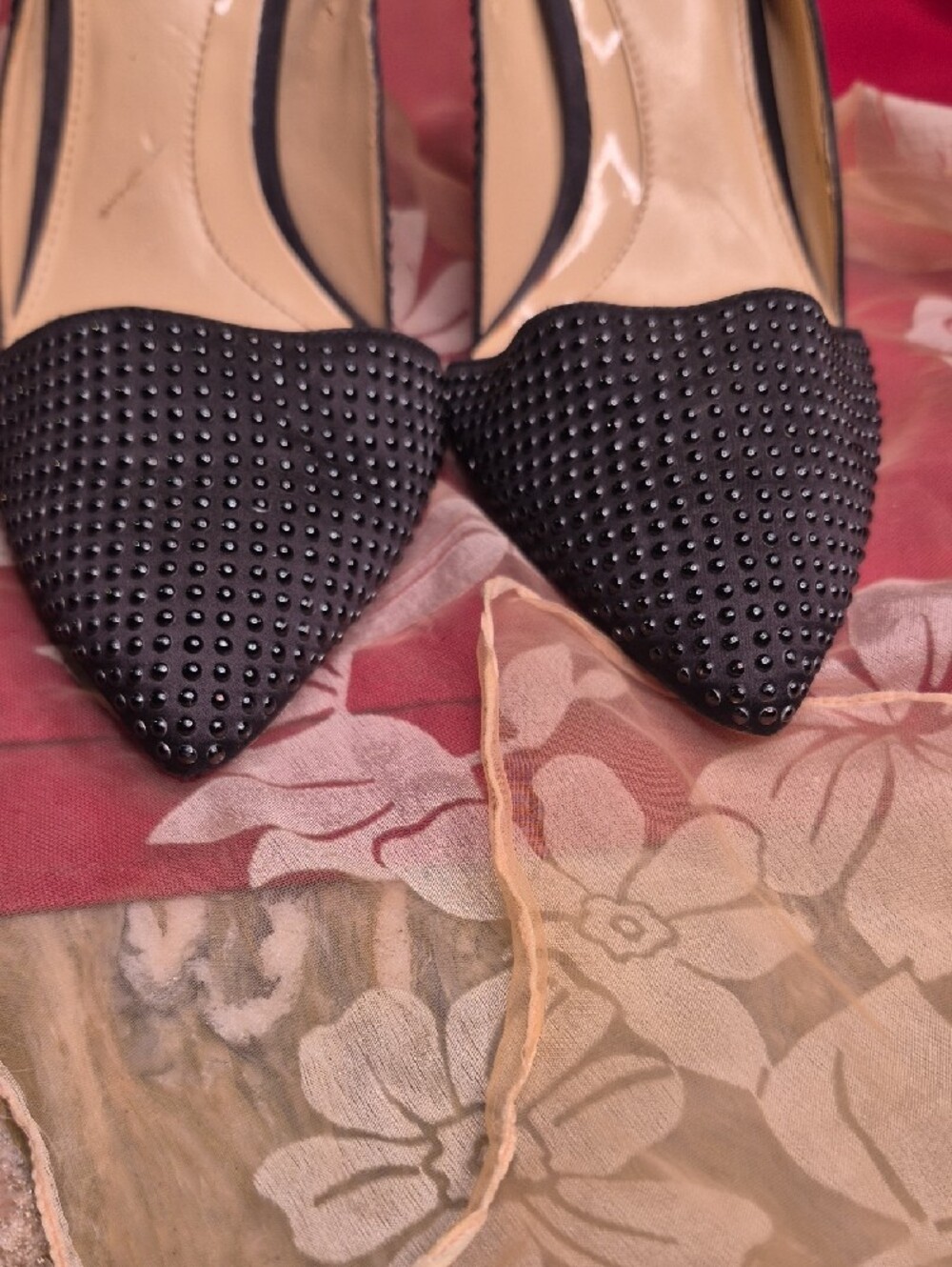 Imagine By Vince Camuto Sudded Pointed-Toe Women's Pumps in Black - Picture 6 of 11